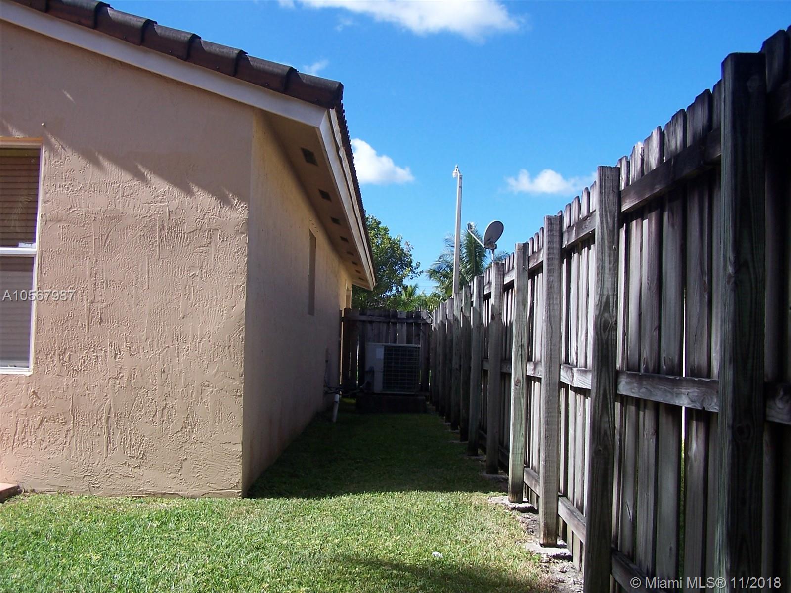 WEITZER SERENA LAKES ESTA - Residential