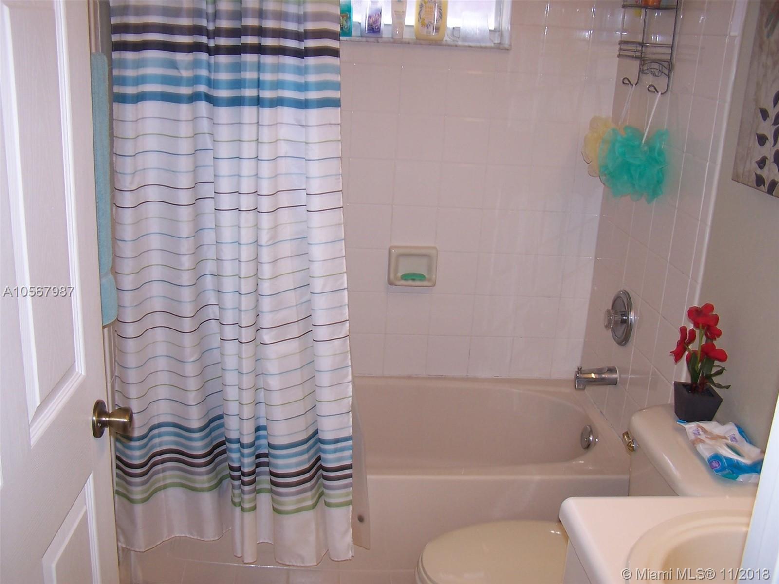 WEITZER SERENA LAKES ESTA - Residential