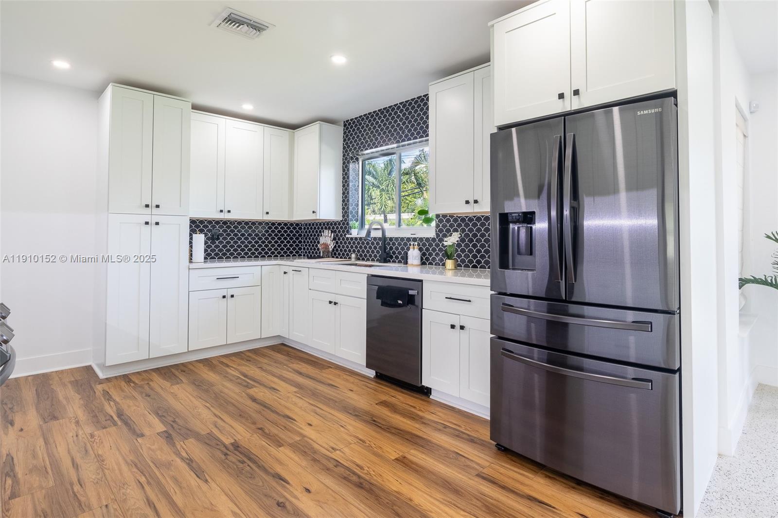 NORWOOD - Residential