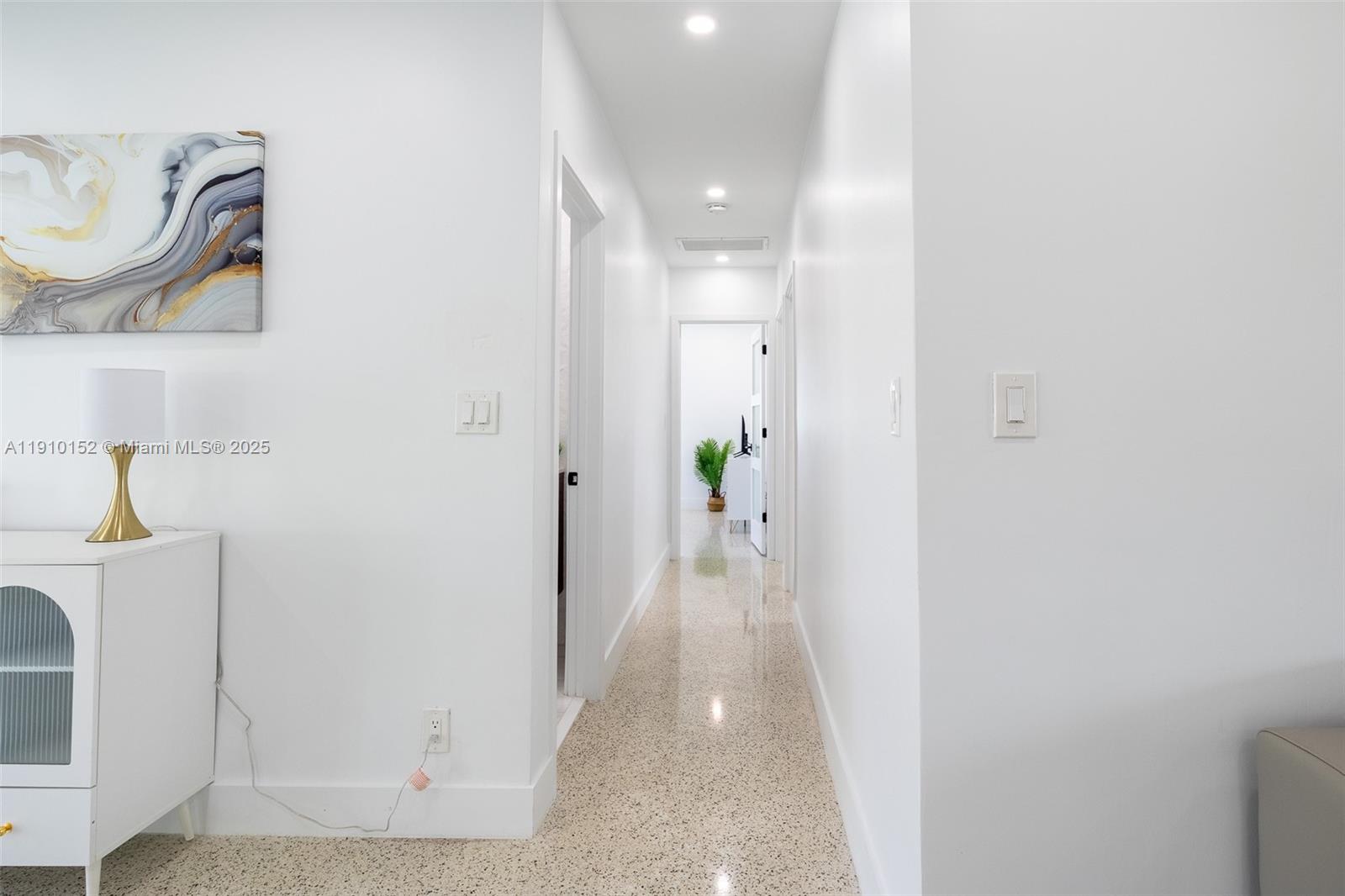 NORWOOD - Residential