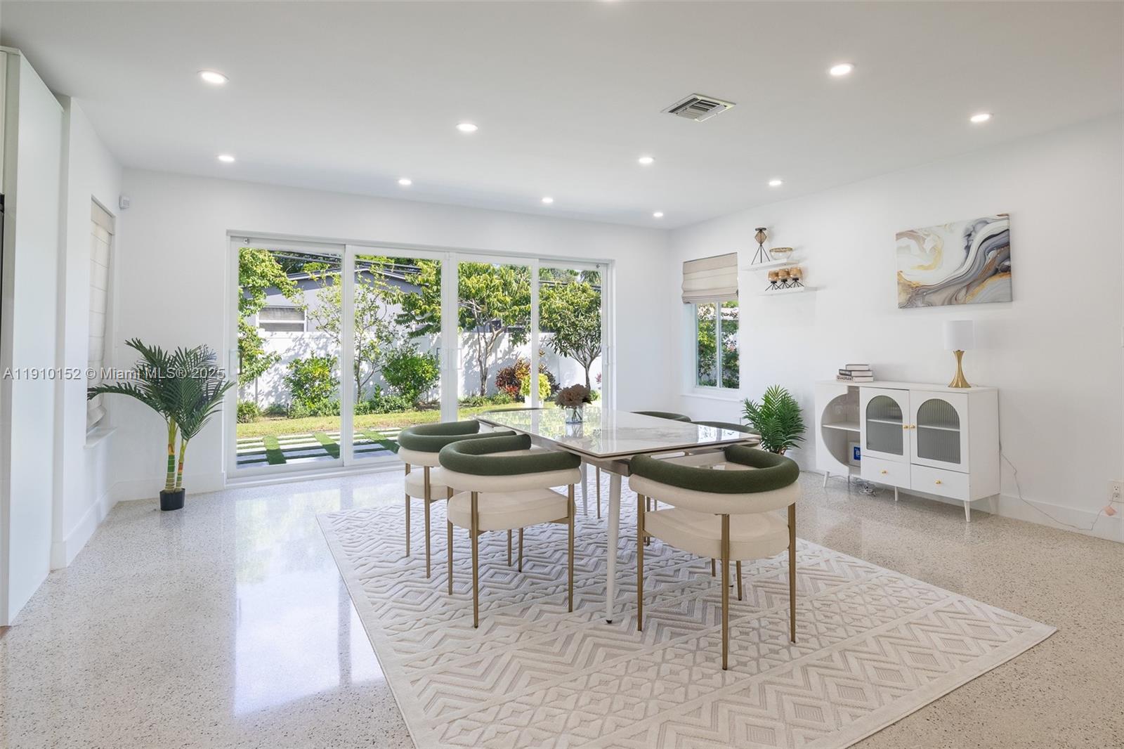 NORWOOD - Residential