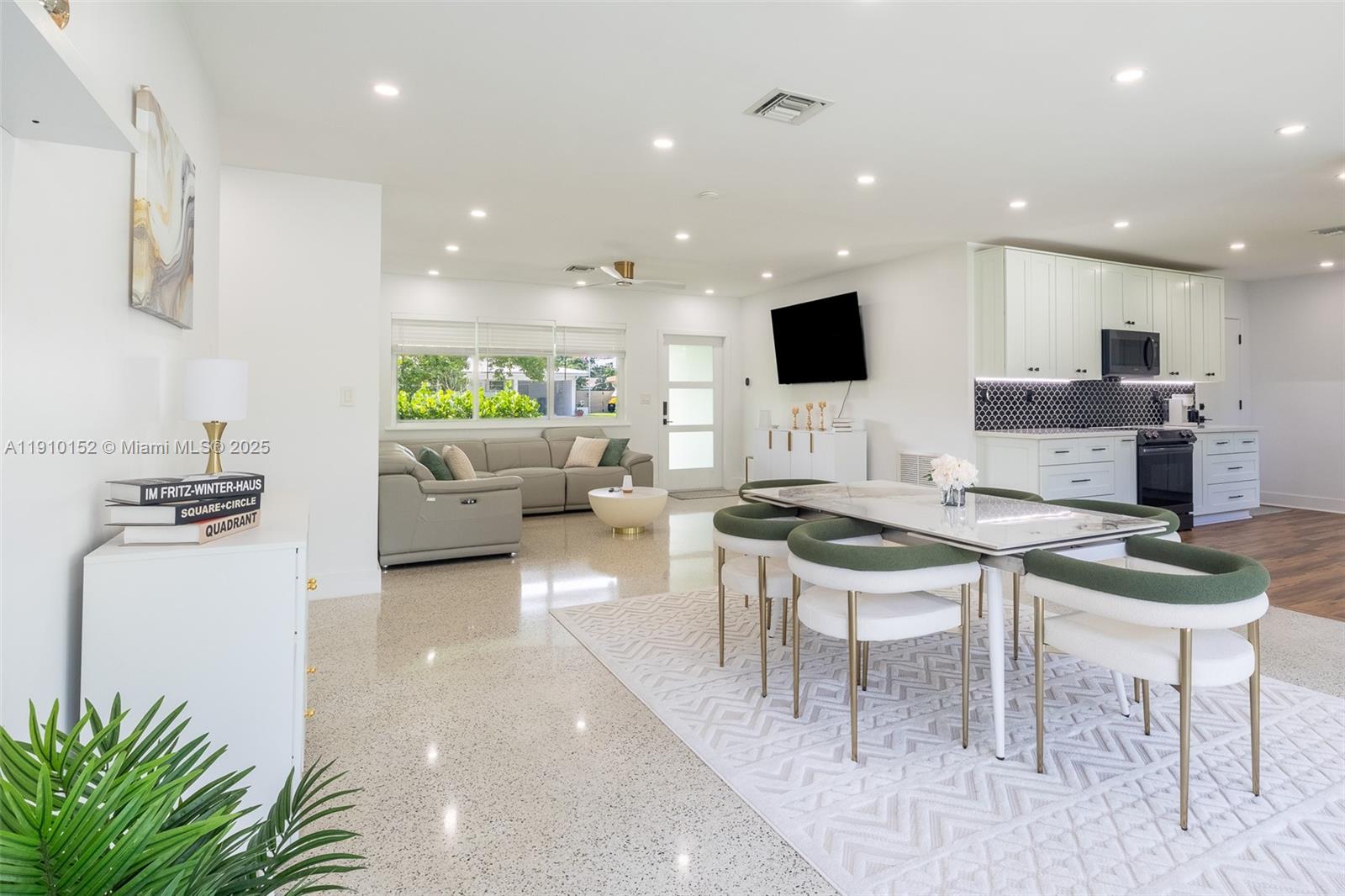 NORWOOD - Residential