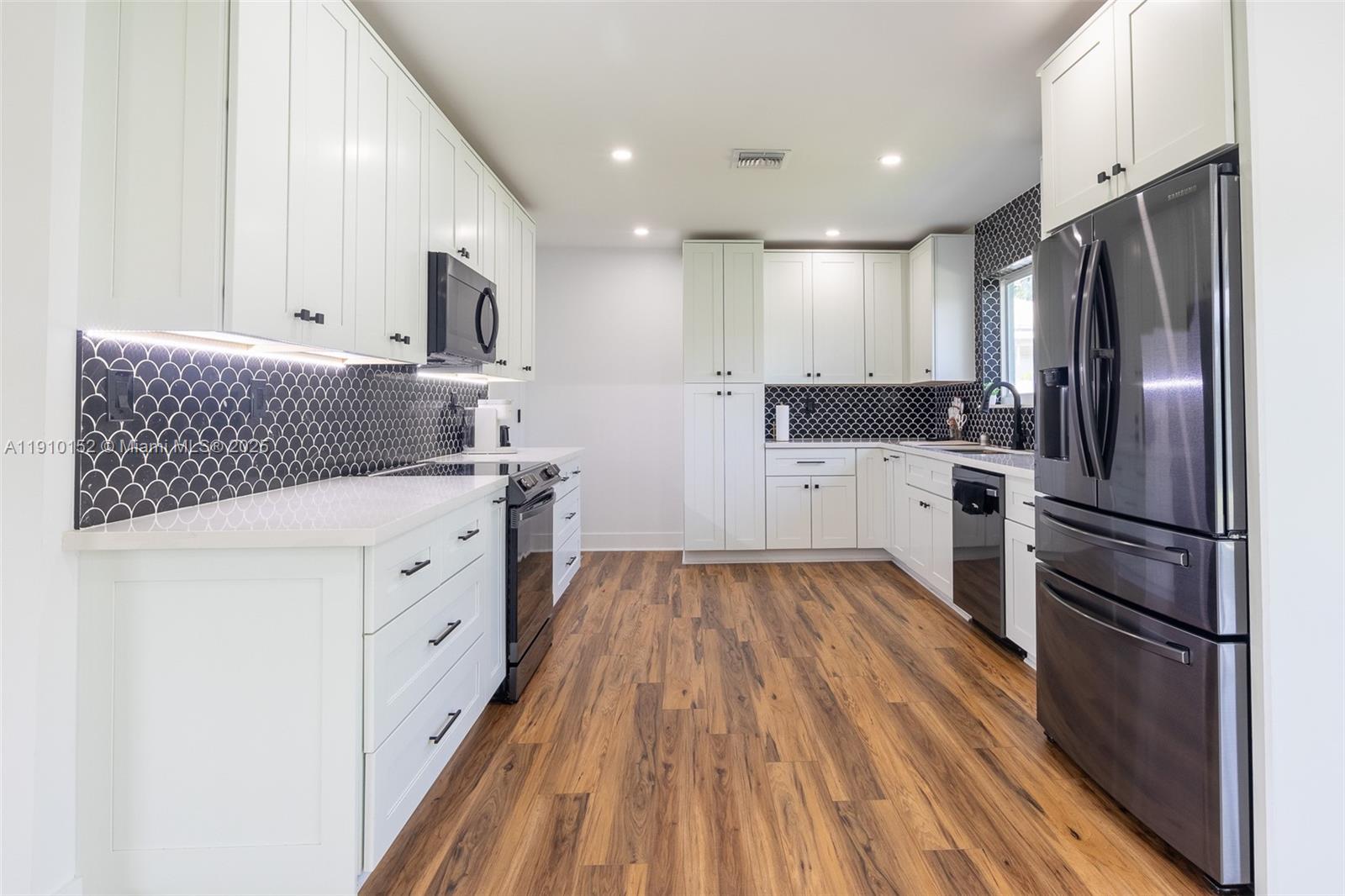 NORWOOD - Residential