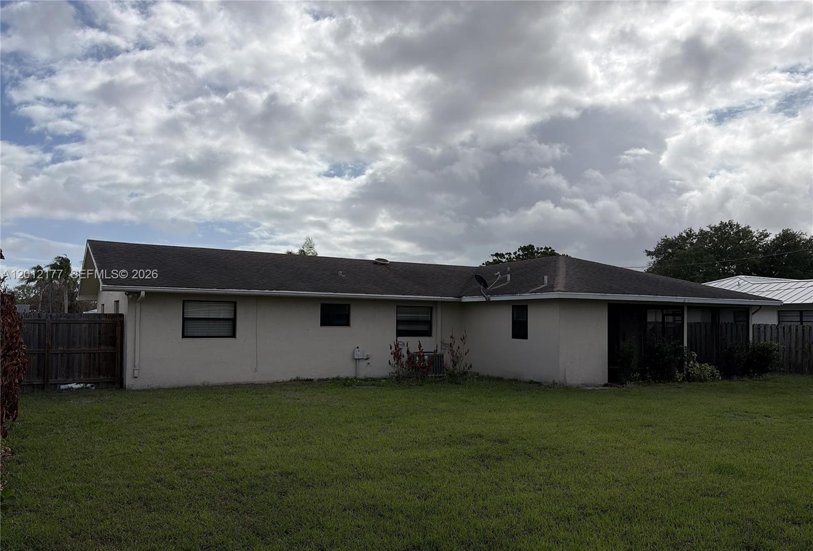 440 SE Skipper Ln