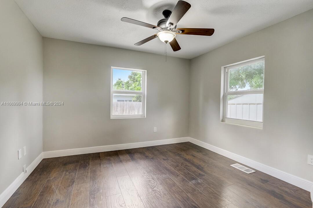 Acreage & Unrec - Residential