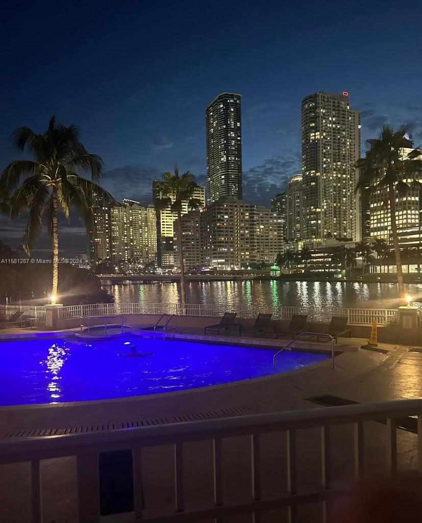 701 Brickell Key Blvd 202