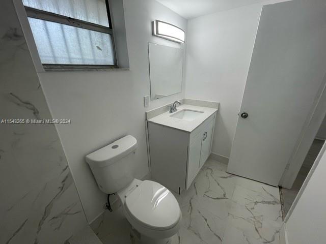 NEW WORLD CONDO APTS II - Residential Lease