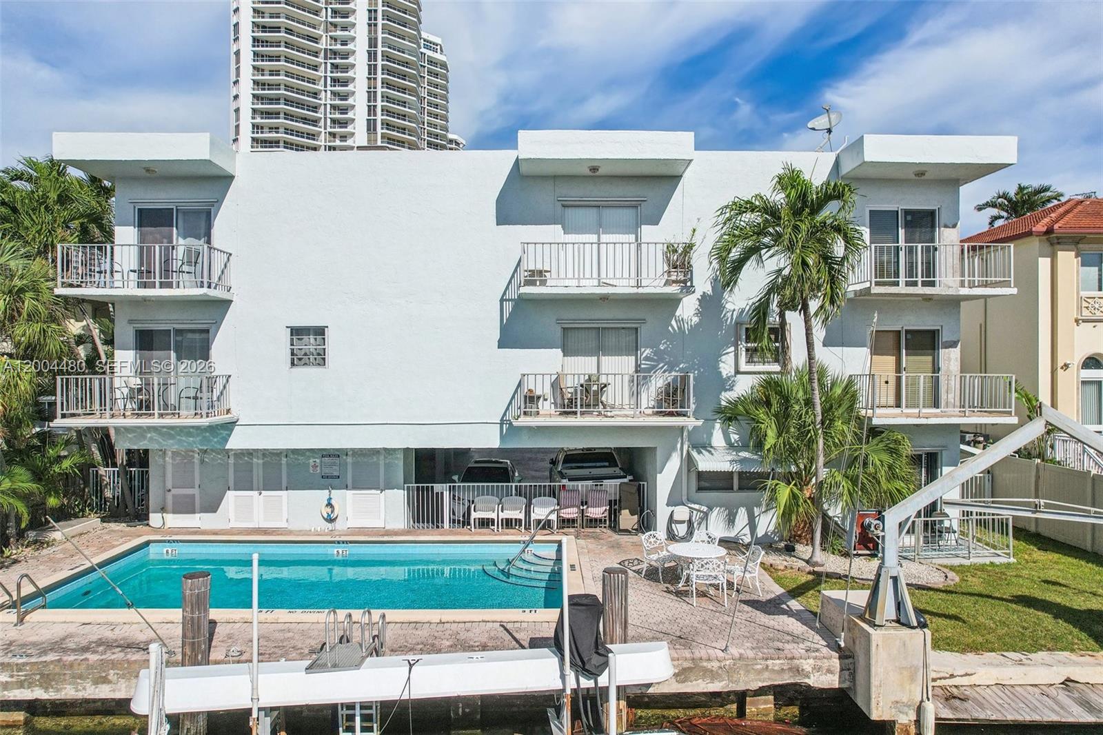 3862 BLDG CONDO - Residential