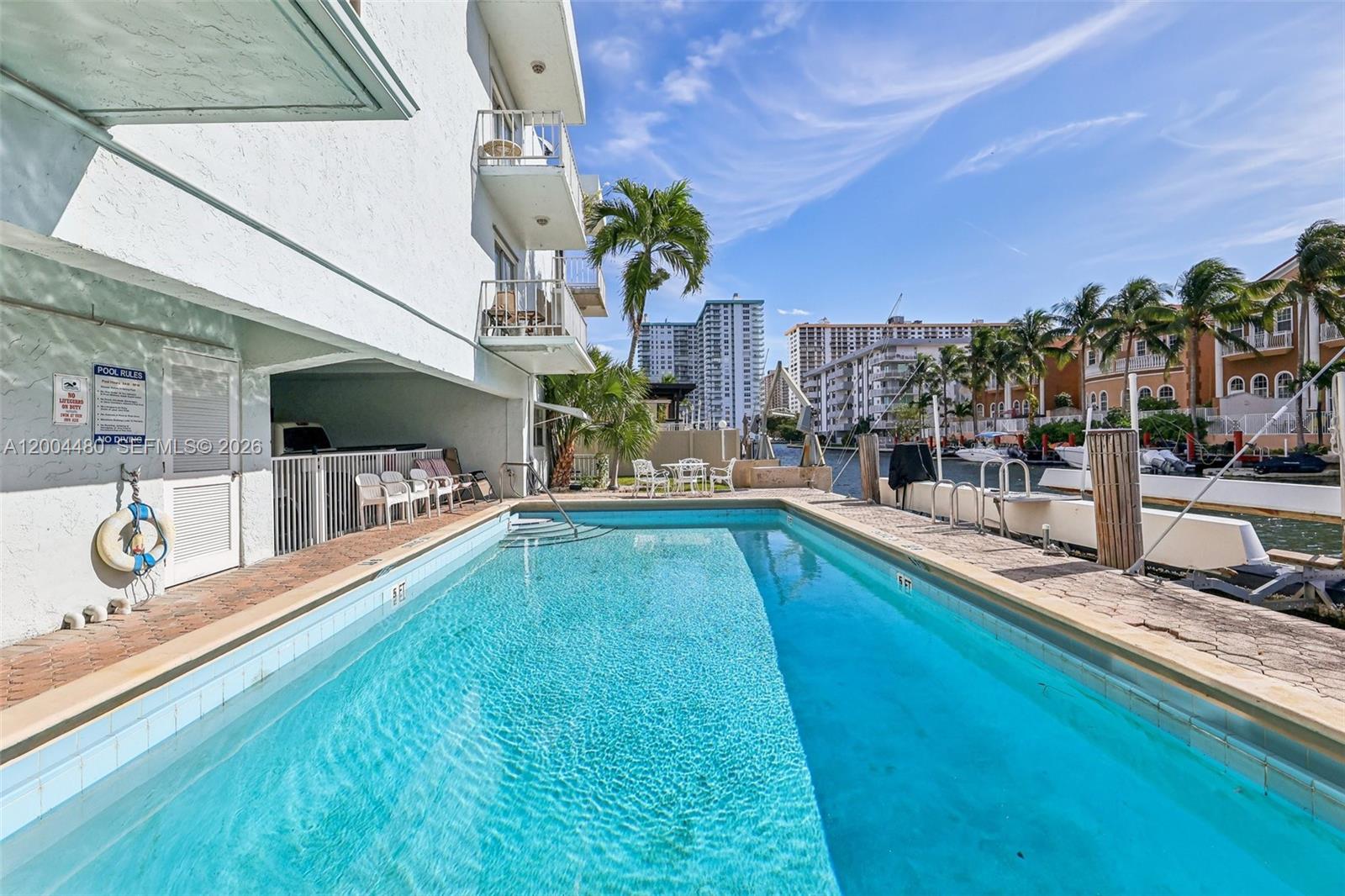 3862 BLDG CONDO - Residential