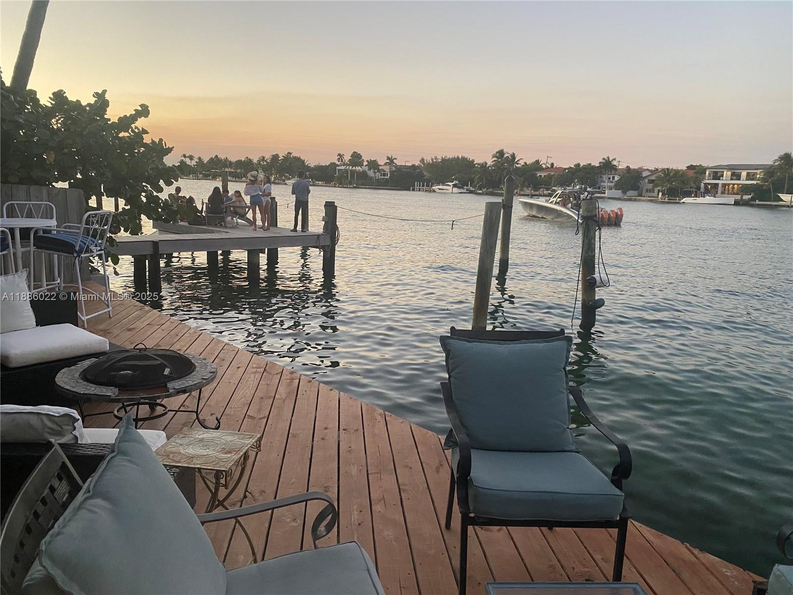 BISCAYNE BEACH-2ND ADDN - Residential