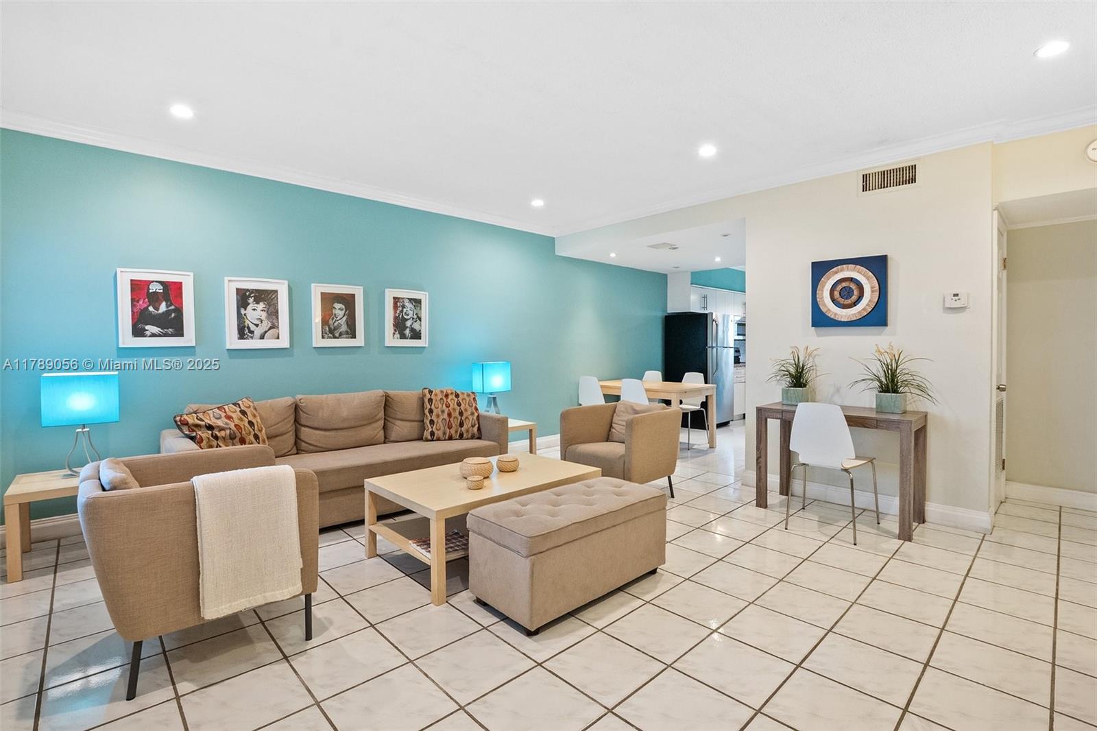 2200 S Ocean Dr N103