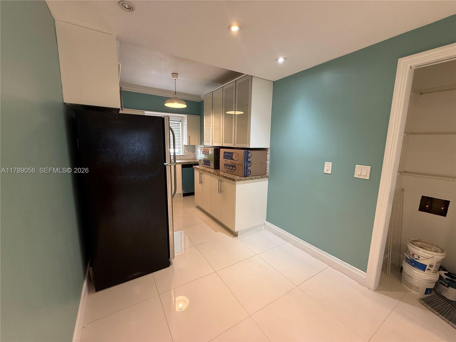 WATERWAY @ HOLLYWOOD BEAC - Residential