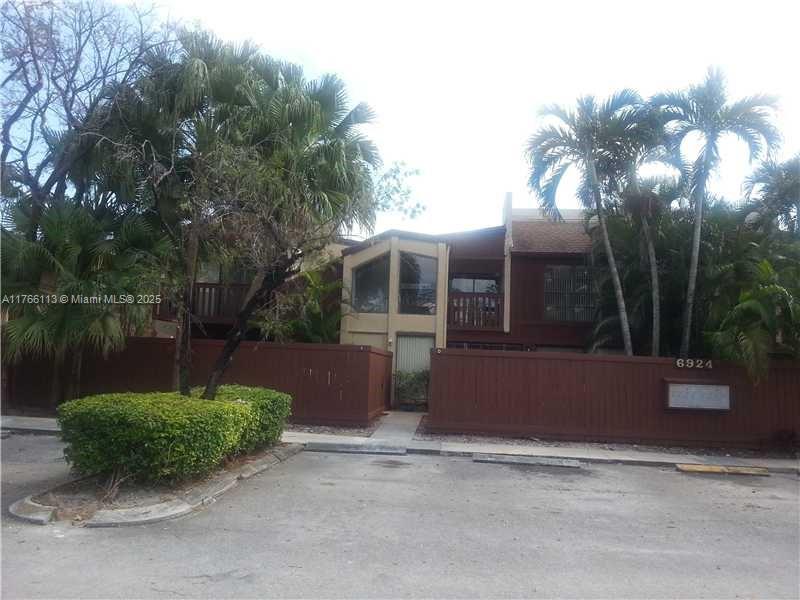 Property for Sale at 6924 Sw 114th Pl C56, Miami, Broward County, Florida - Bedrooms: 3 
Bathrooms: 2  - $380,000
