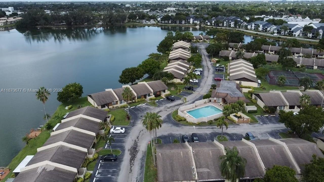 WOODLAKE ISLES - Residential