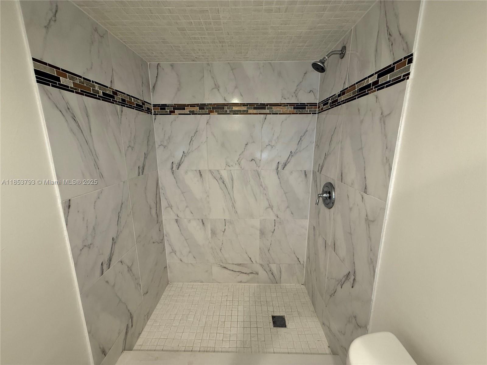 MEADOWBROOK TOWERS CONDO - Residential