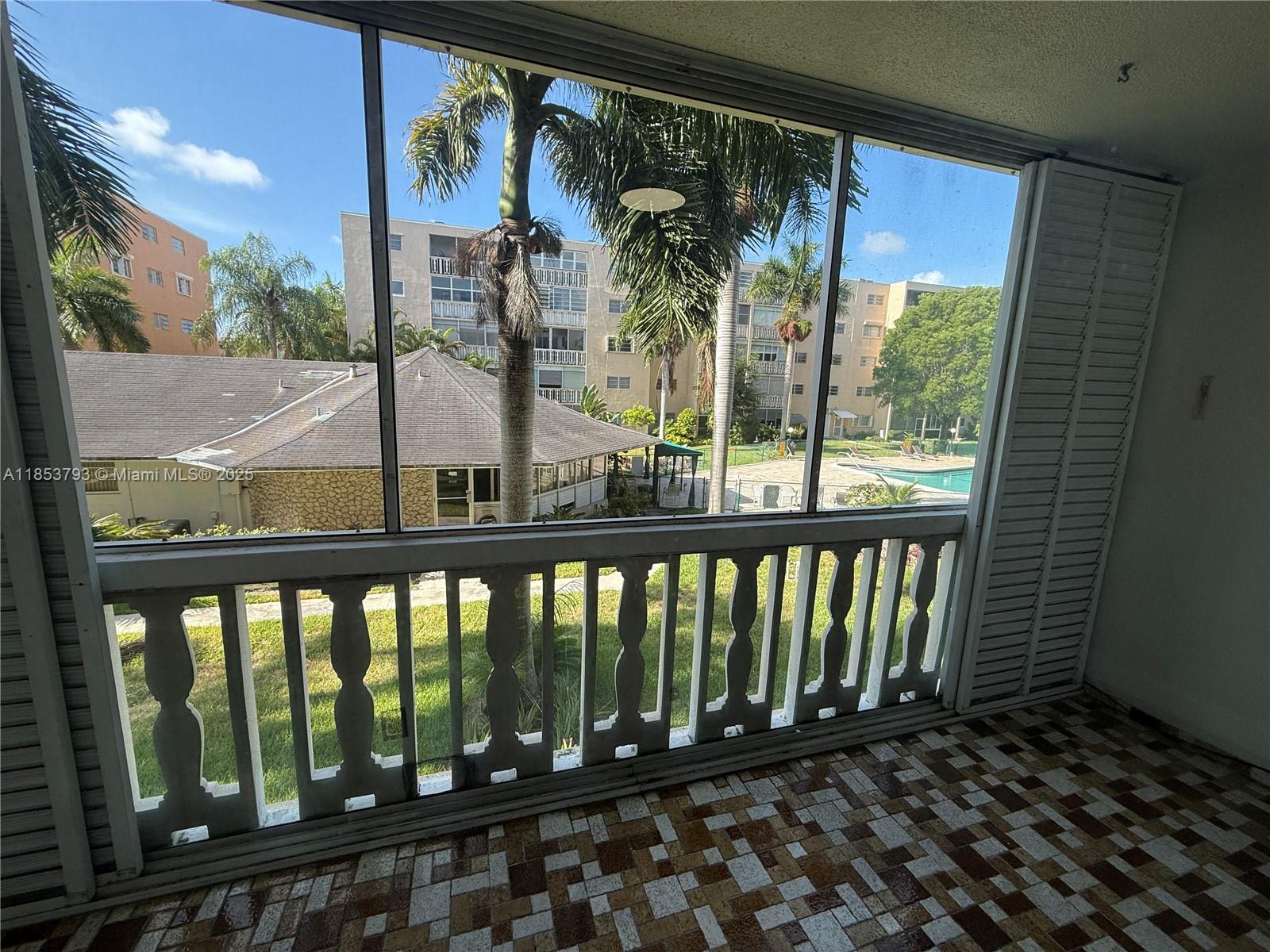 MEADOWBROOK TOWERS CONDO - Residential