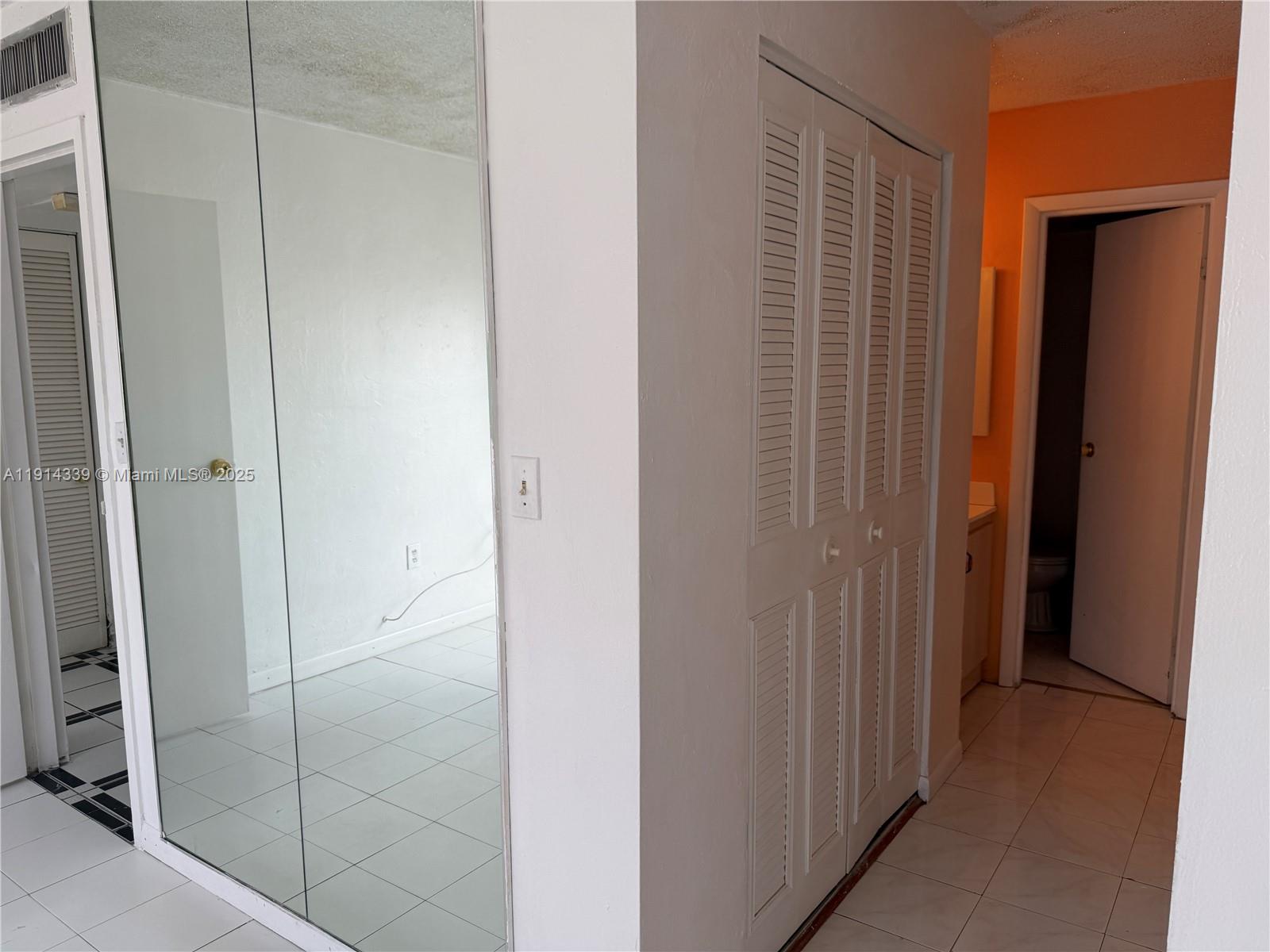 KINGS COVE CONDO - Residential Lease