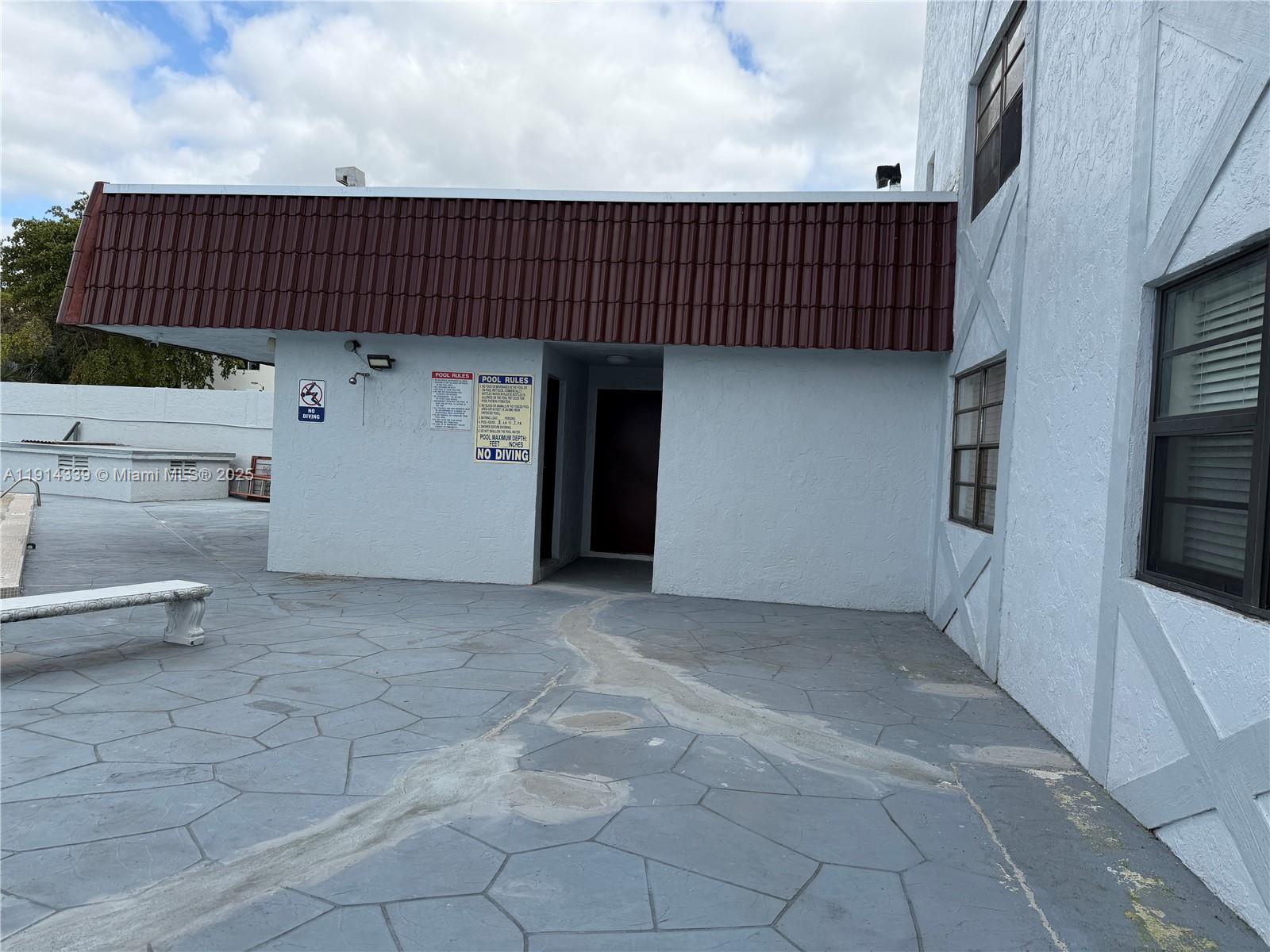 KINGS COVE CONDO - Residential Lease