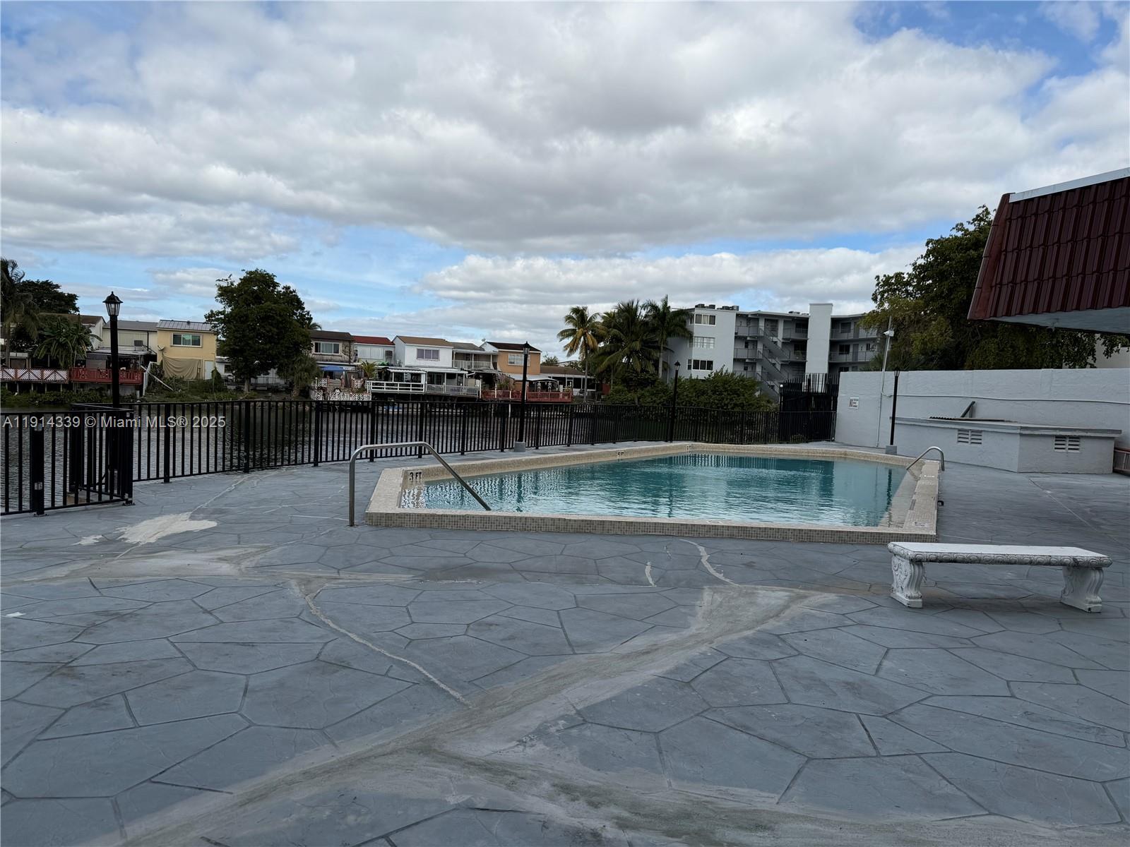 KINGS COVE CONDO - Residential Lease