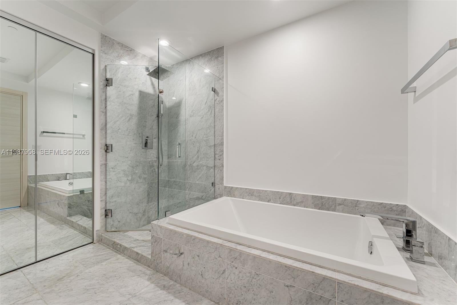 801 SMA RESIDENCES CONDO - Residential