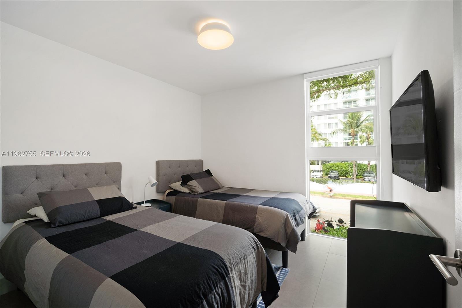 MIRADOR 1035 CONDO - Residential