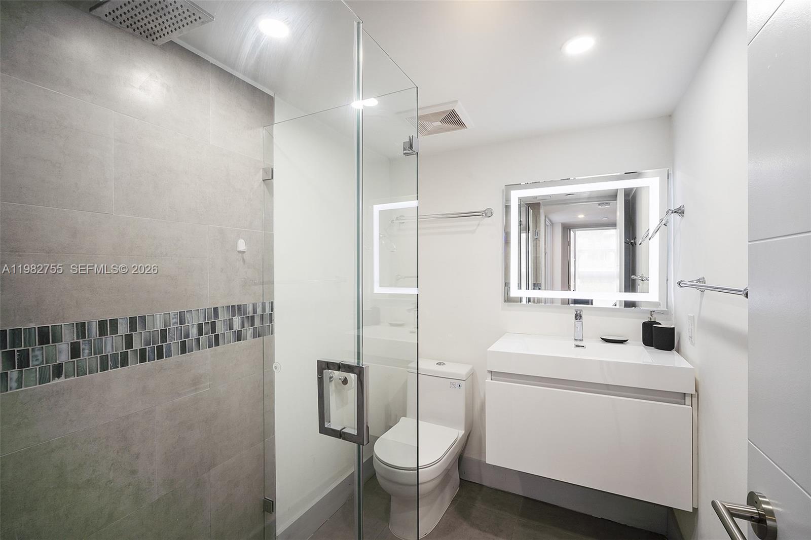 MIRADOR 1035 CONDO - Residential