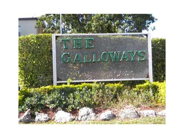 Great short sale opportunity- Approved at 75k. Final price and commissions subject to 3rd party lender approval.