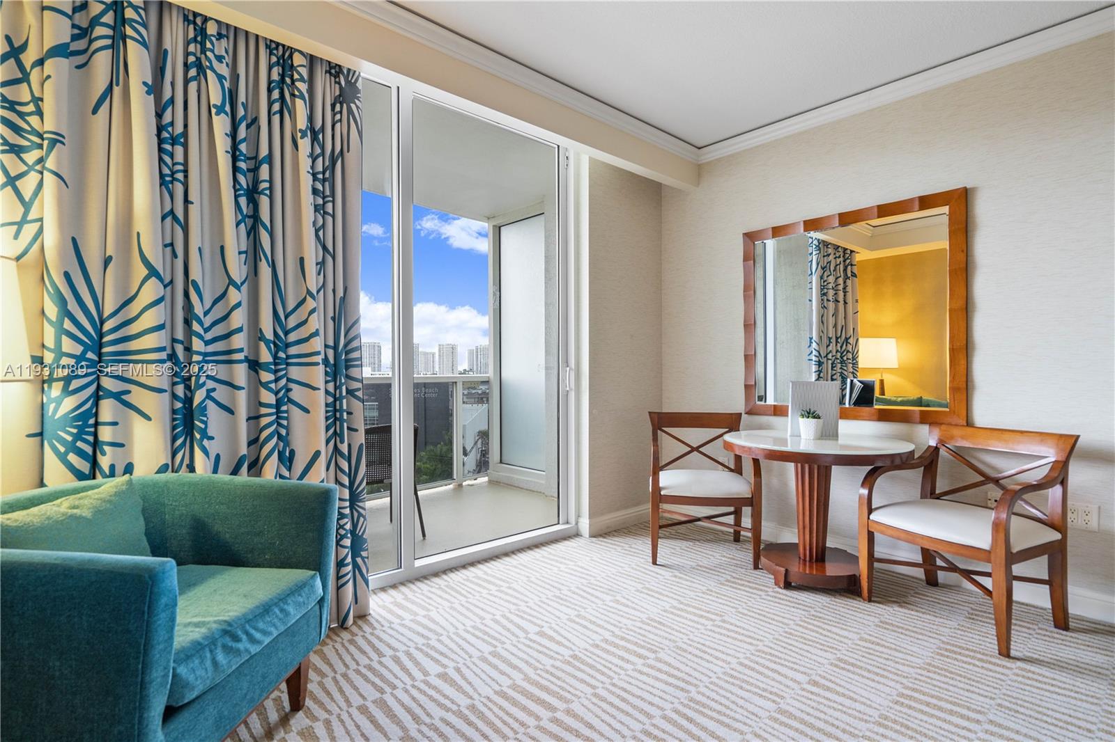 TRUMP INTNATL SONESTA BEAC - Residential