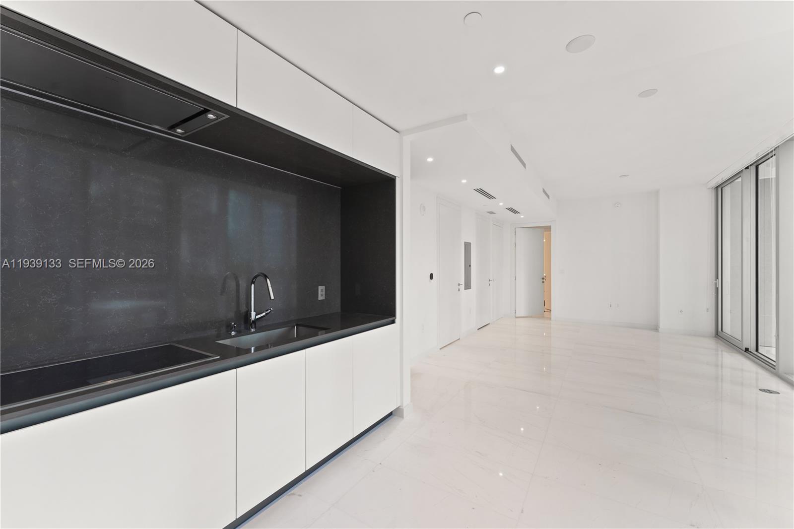 300 Biscayne Blvd Way 1406