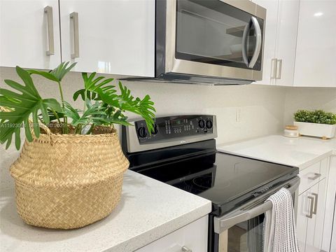 2436 NW 49th Ter 4329 Coconut Creek FL 33063