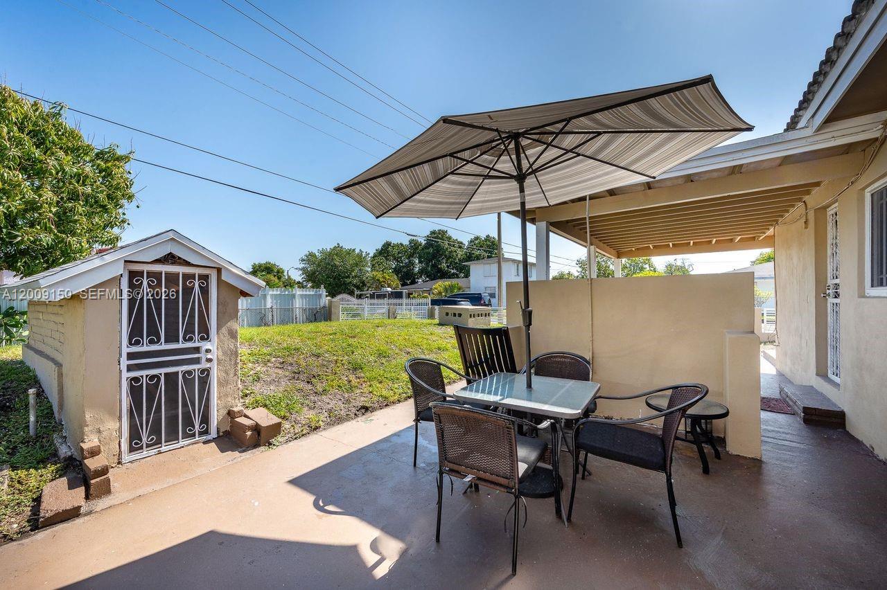 GREENVILLE MANOR - Residential