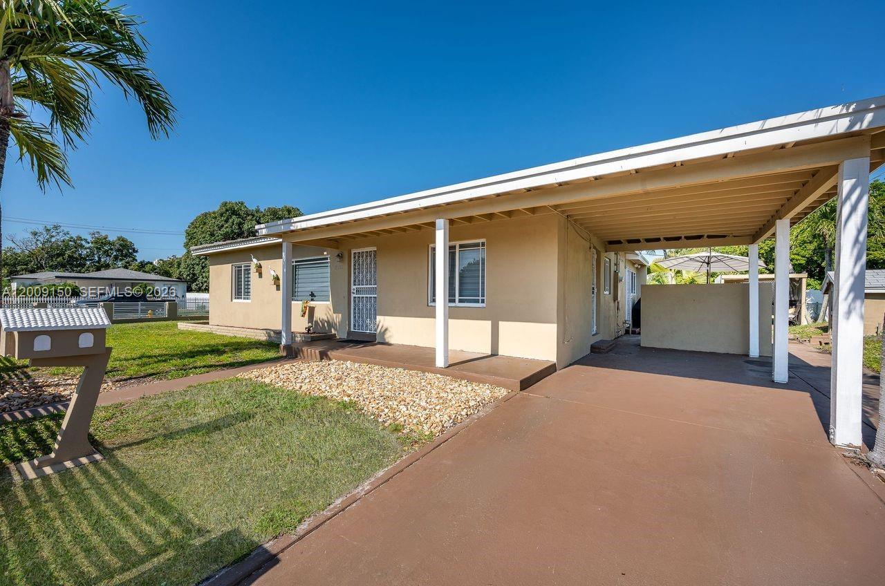 GREENVILLE MANOR - Residential