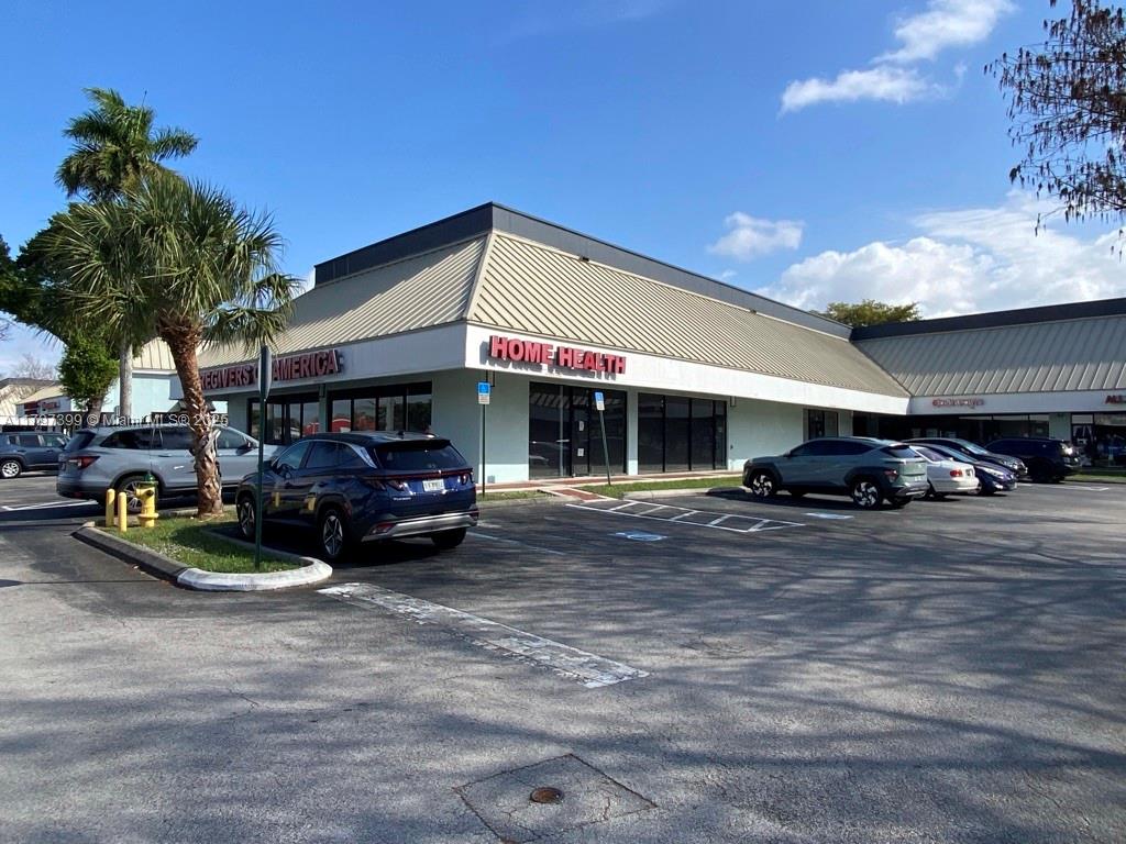 4450 N University Dr 4450