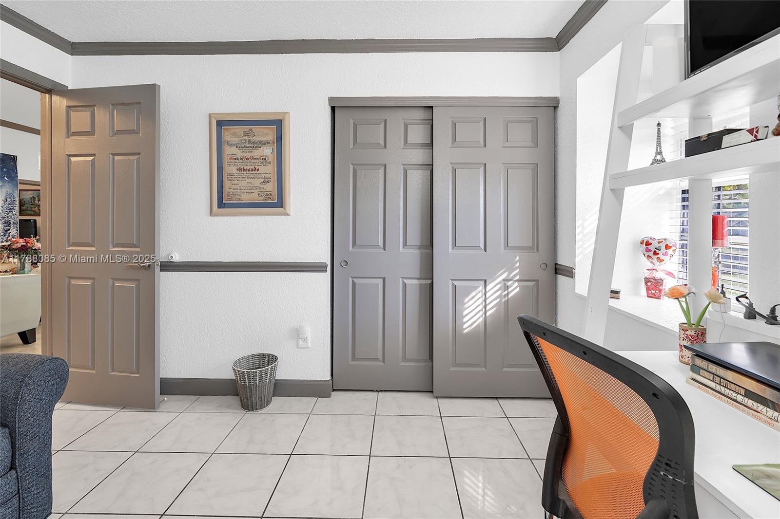 KINGS GRANT EAST - Residential