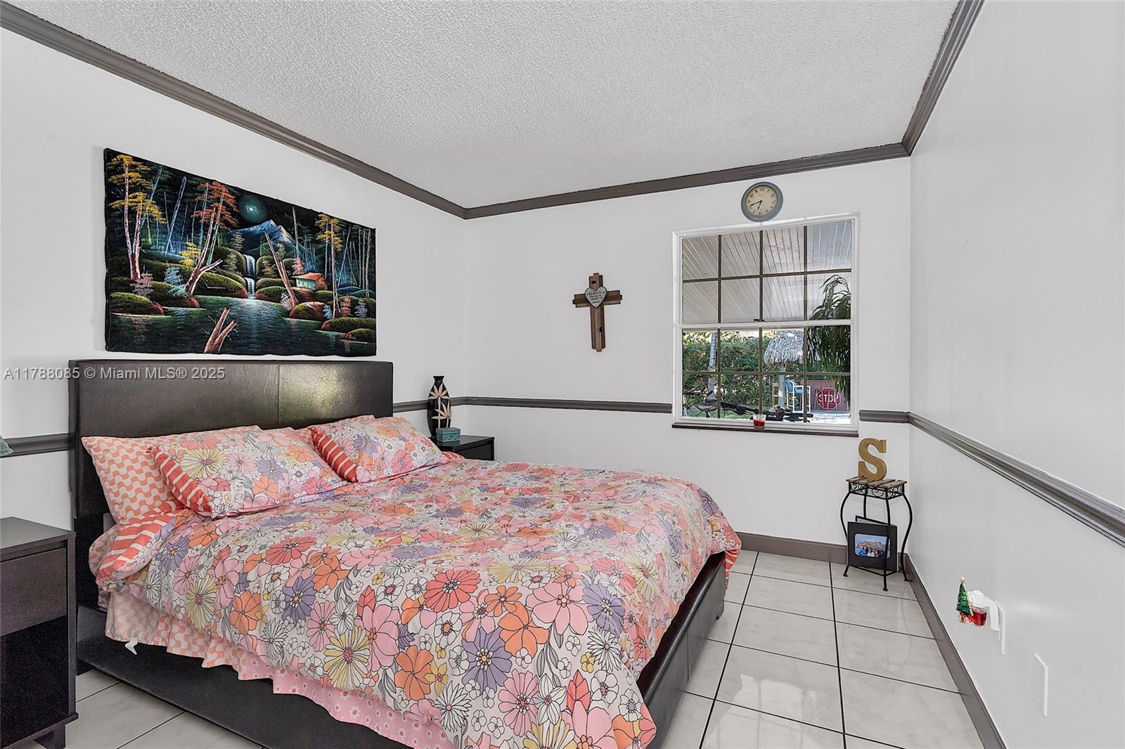 KINGS GRANT EAST - Residential