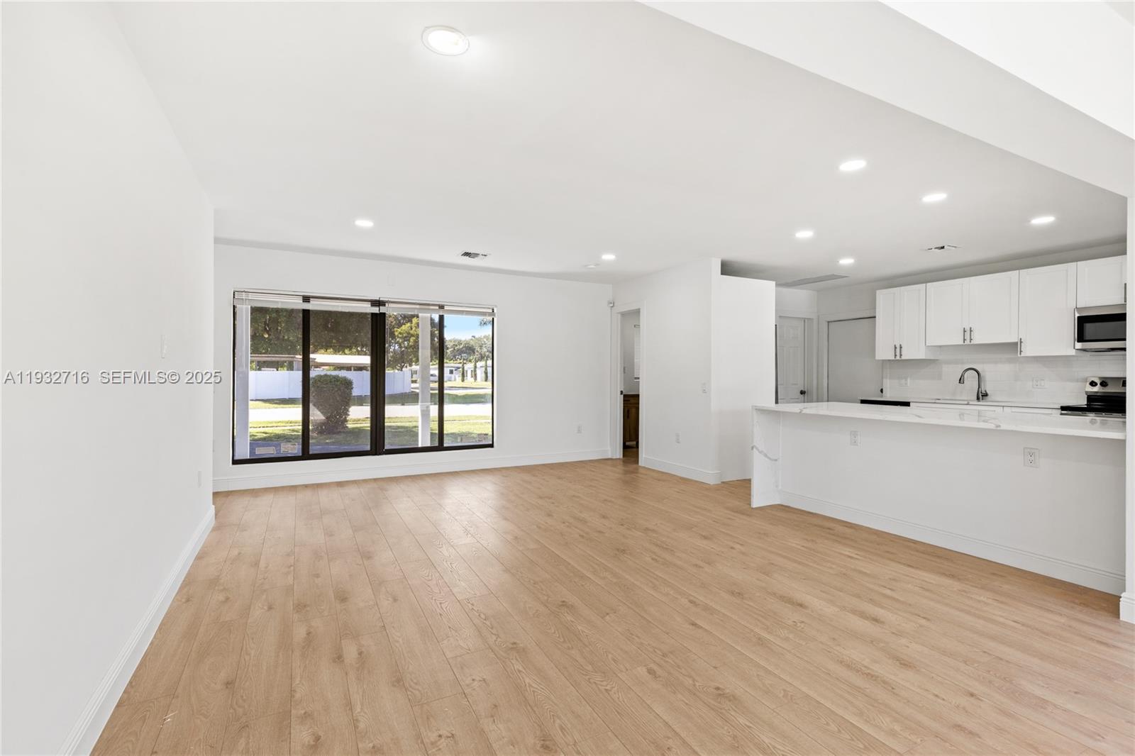 ORANGEBROOK GOLF ESTATES - Residential Lease