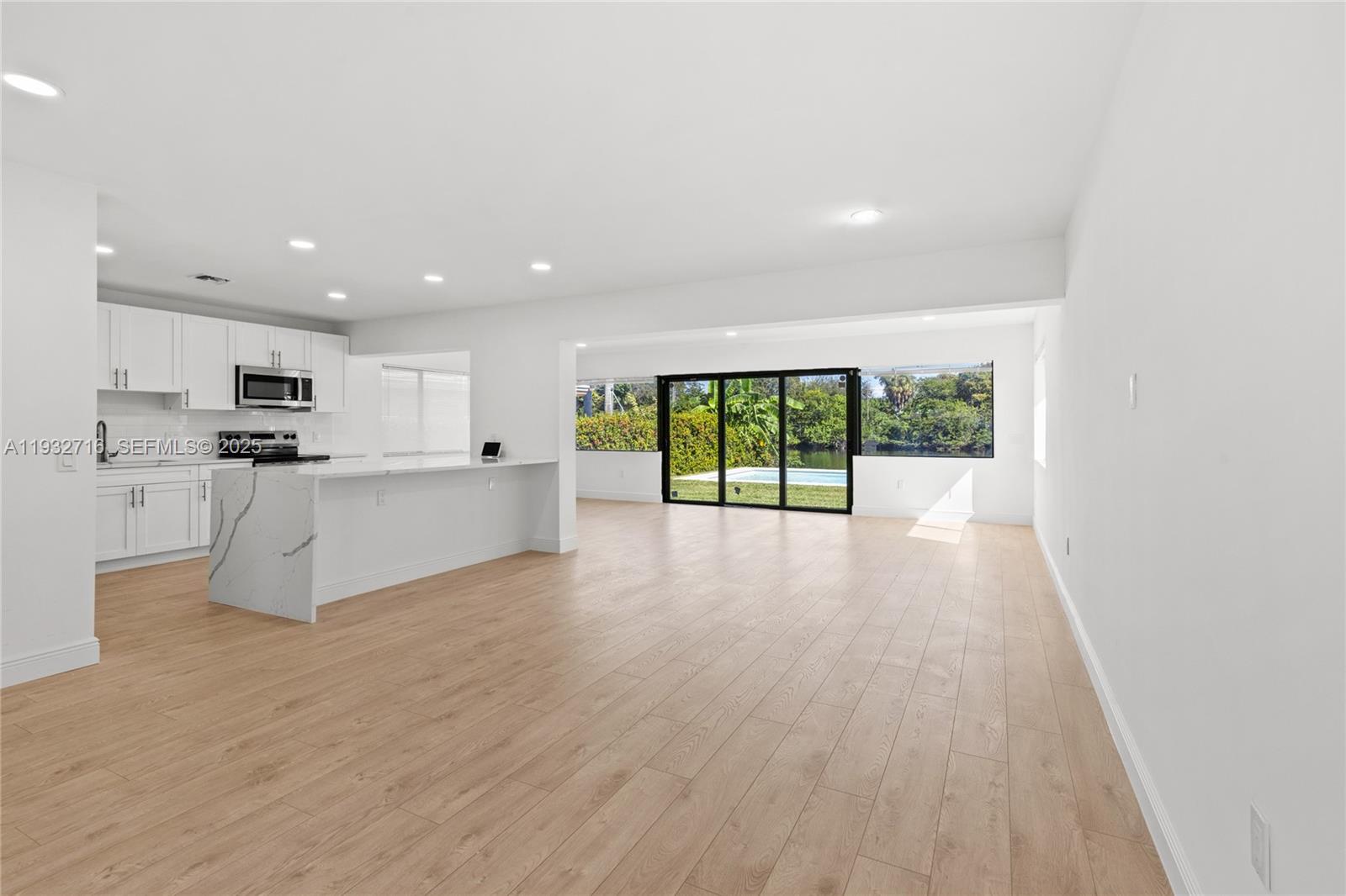 ORANGEBROOK GOLF ESTATES - Residential Lease