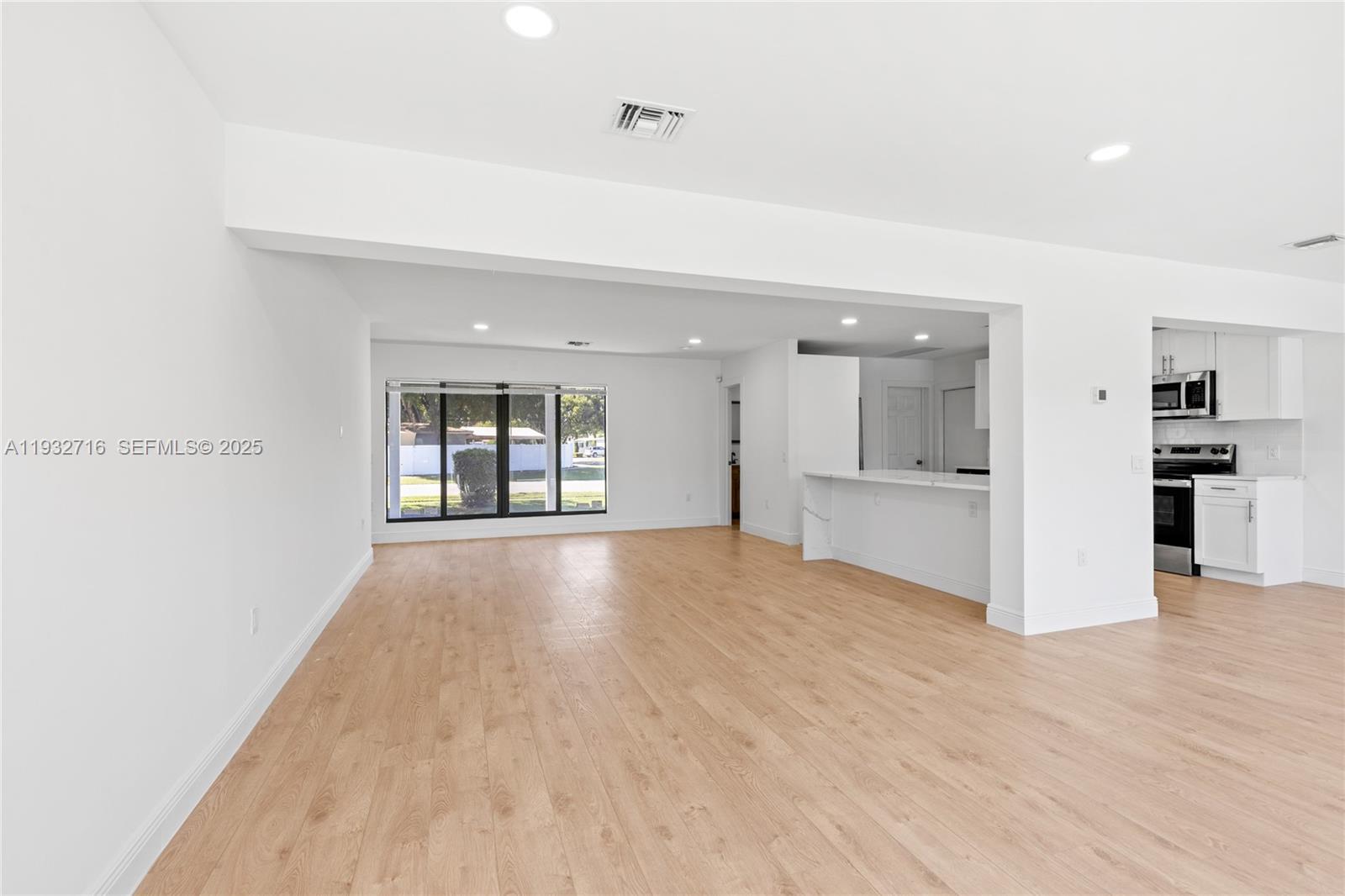 ORANGEBROOK GOLF ESTATES - Residential Lease