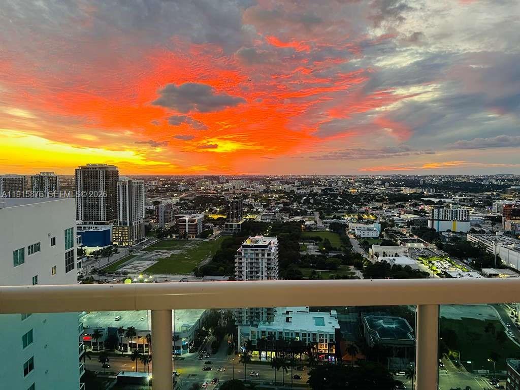 1800 CLUB CONDO - Residential