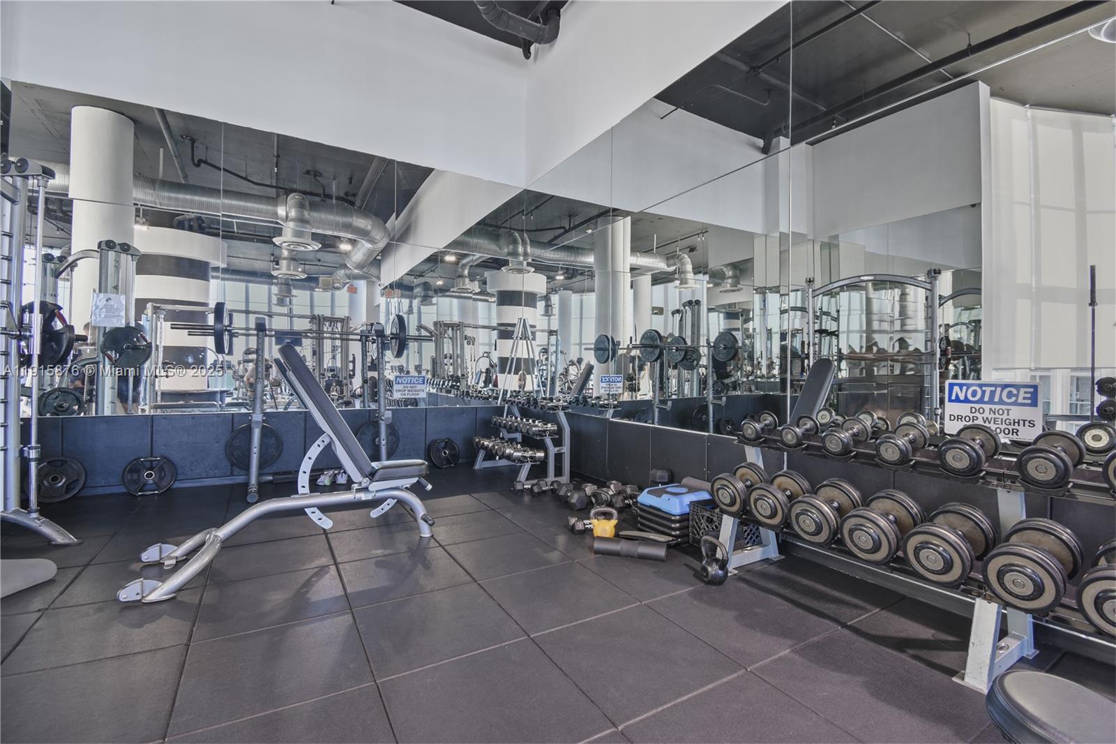 1800 CLUB CONDO - Residential