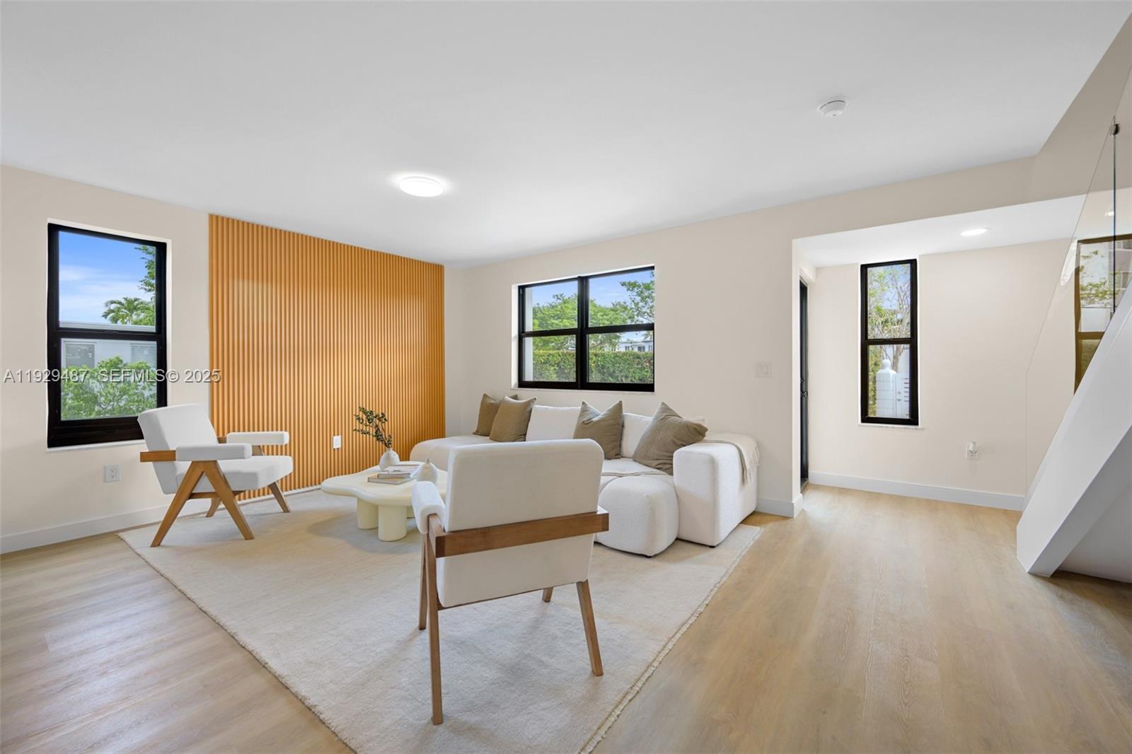 CRESPI RESIDENCE - Residential Lease