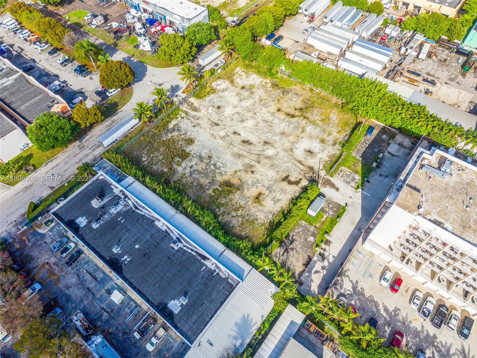 FLORIDA FRUIT LAND IN SEC - Land