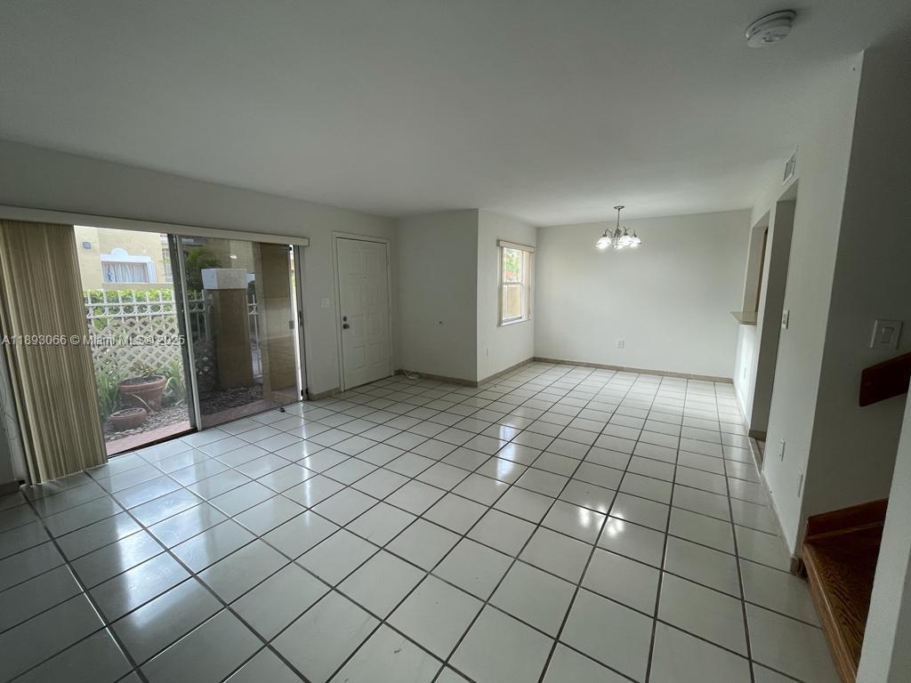 GABLES I TOWNHOMES CONDO - Residential Lease