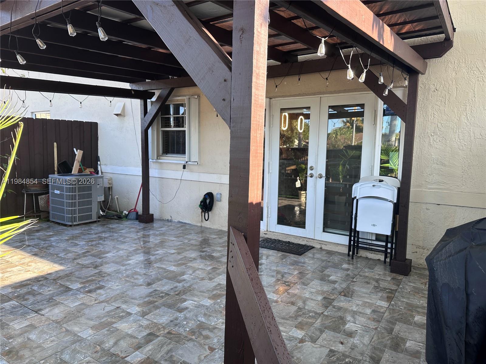 HONEY HILL PARK - Residential