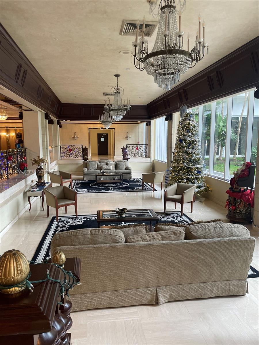 PARKER PLAZA CONDO ESTATE - Residential Lease