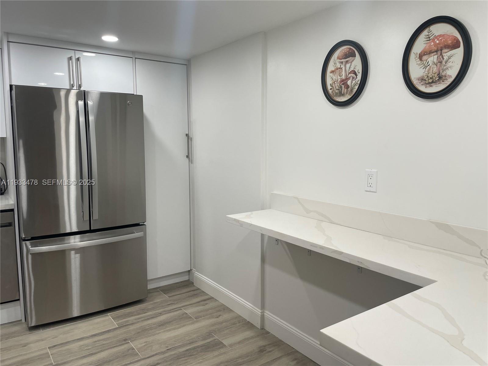 PARKER PLAZA CONDO ESTATE - Residential Lease