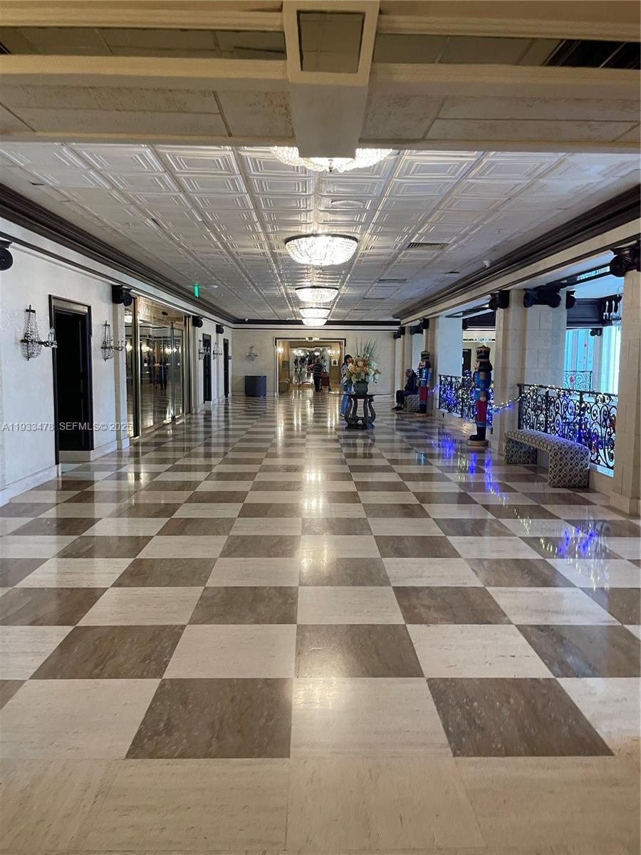 PARKER PLAZA CONDO ESTATE - Residential Lease