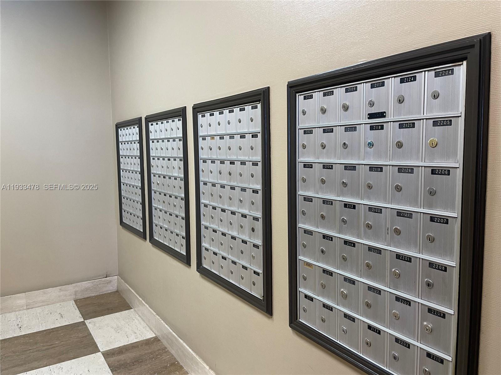 PARKER PLAZA CONDO ESTATE - Residential Lease