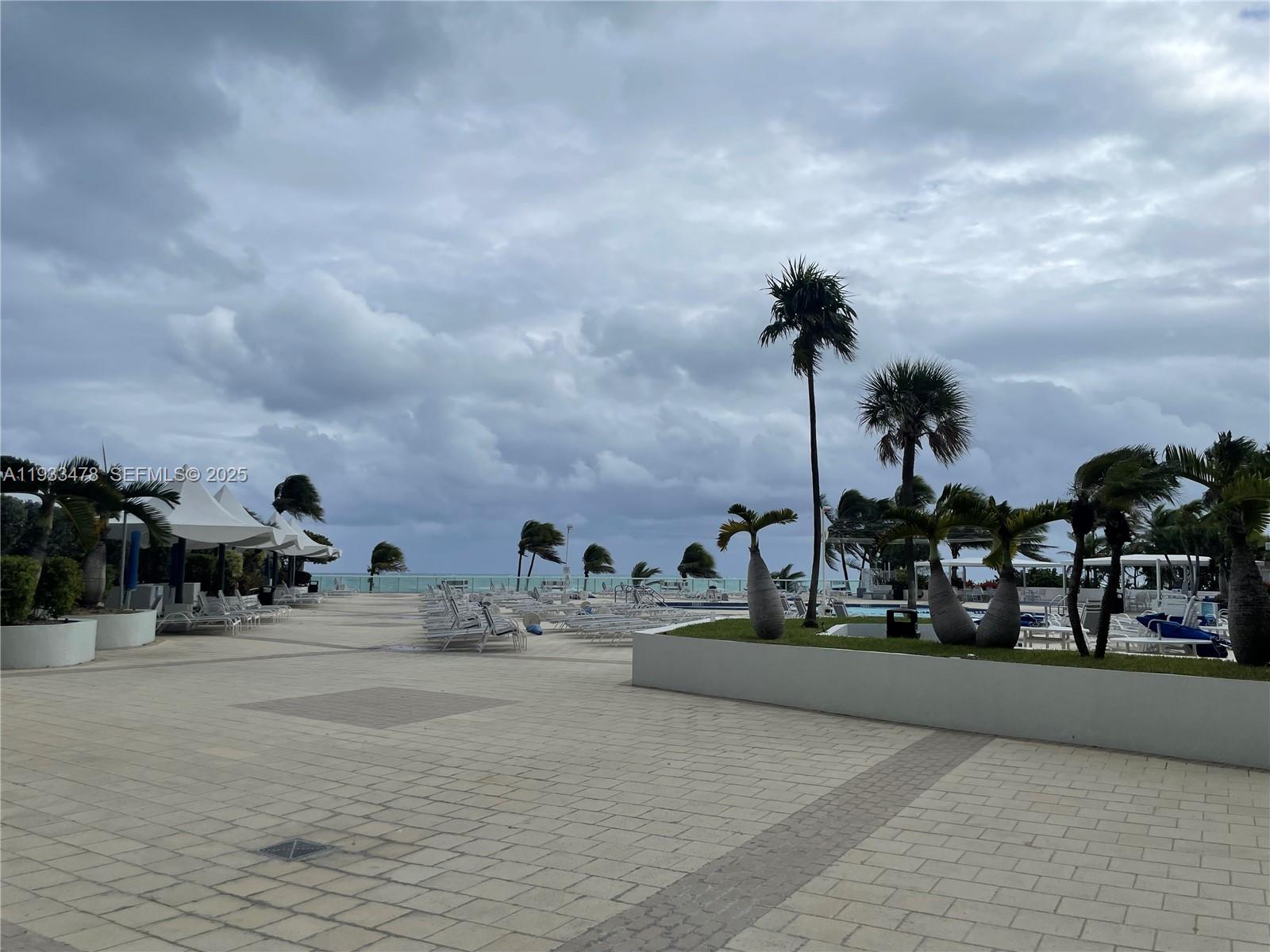 PARKER PLAZA CONDO ESTATE - Residential Lease