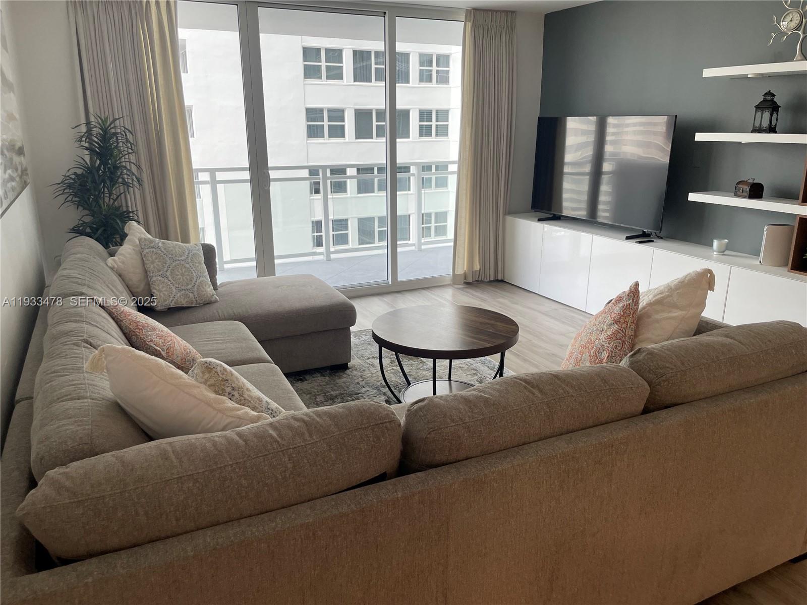 PARKER PLAZA CONDO ESTATE - Residential Lease